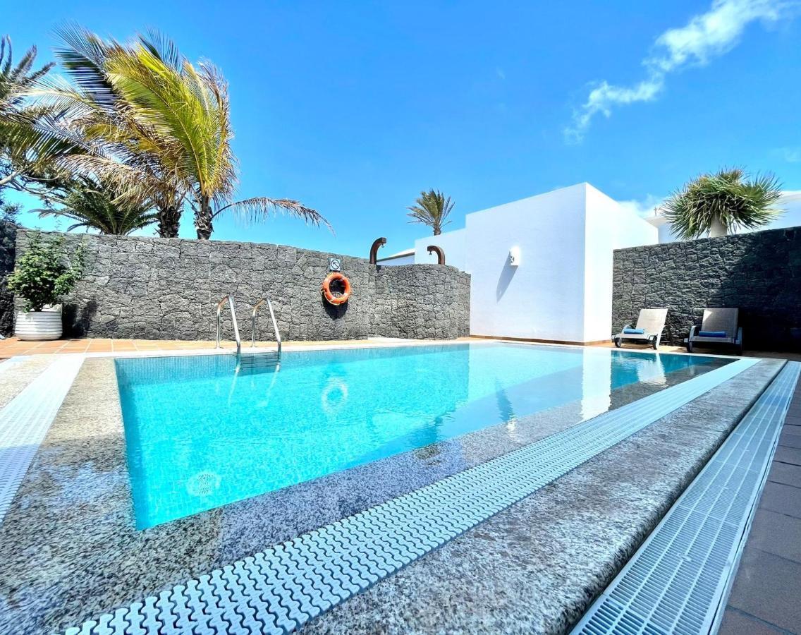 Villas Mamma Mia Pool Heat Private & Jacuzzi Playa Blanca  Kültér fotó