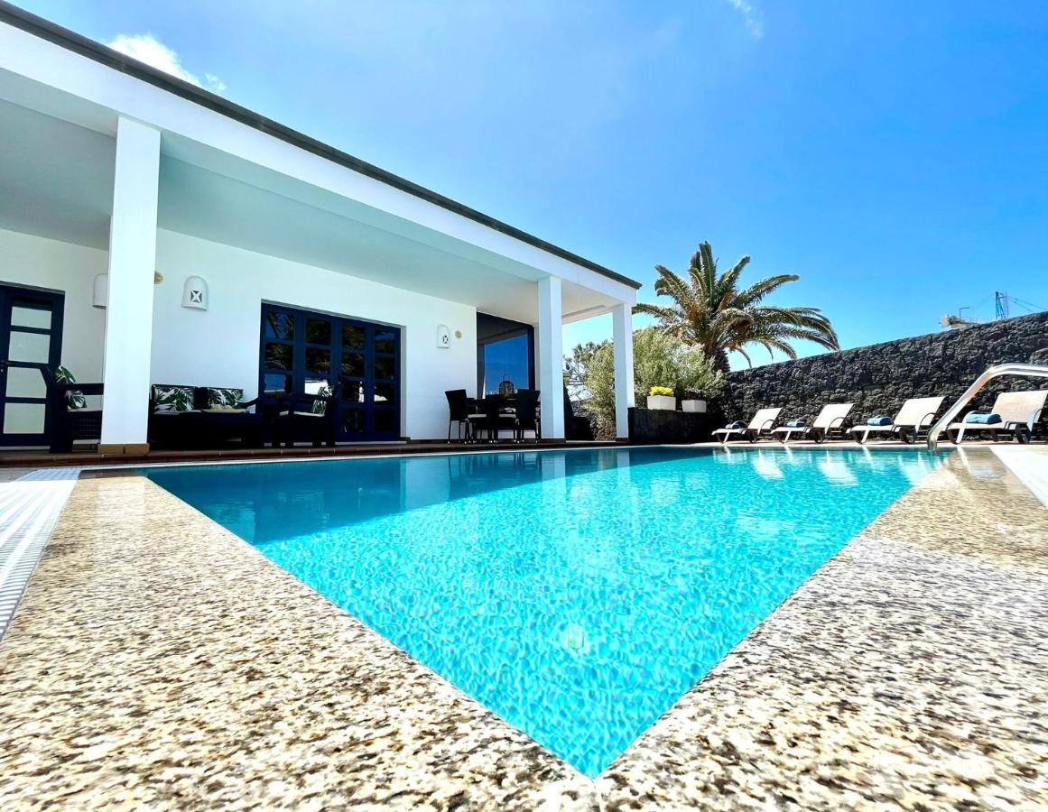 Villas Mamma Mia Pool Heat Private & Jacuzzi Playa Blanca  Kültér fotó