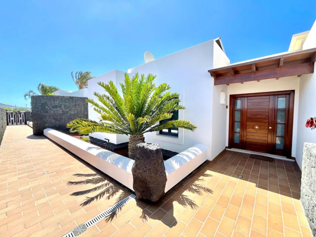 Villas Mamma Mia Pool Heat Private & Jacuzzi Playa Blanca  Kültér fotó